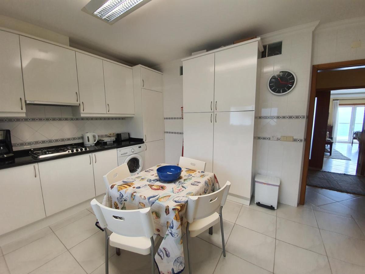 Nazare Apartamento Em Frente Ao Mar ภายนอก รูปภาพ