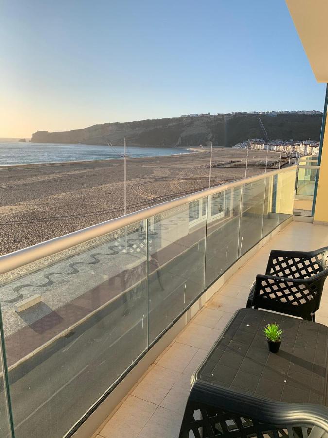 Nazare Apartamento Em Frente Ao Mar ภายนอก รูปภาพ